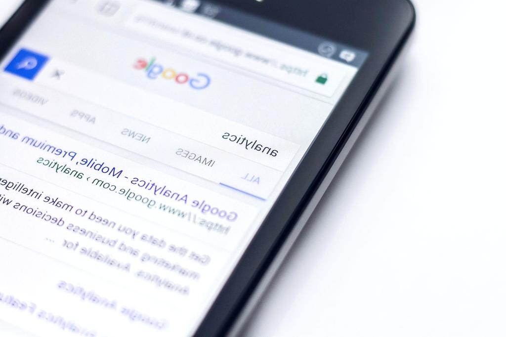 Real-time collaborative search icon